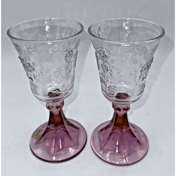 2 Vintage Tiara Indiana Glass Pink/Plum Fade Last Supper Wine Chalice Goblets 7” - Picture 5 of 16